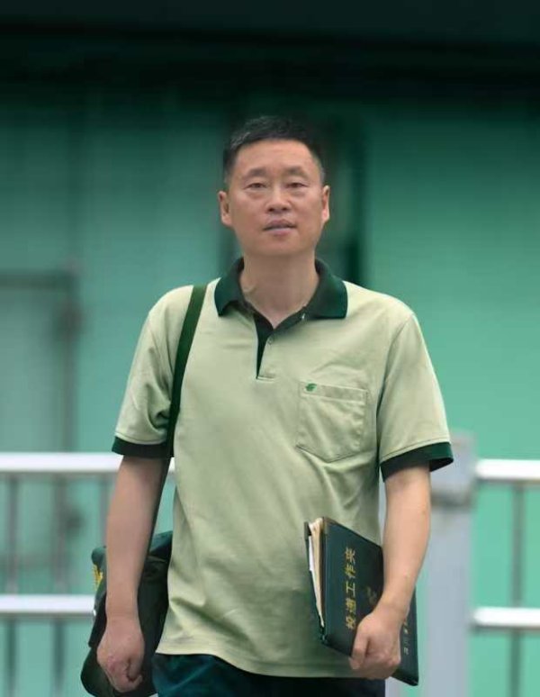 速盈策略 四川邮政行业唯一的省级技能大师工作室“主人”马永强：苦干+巧干，让邮件“跑”得更快！